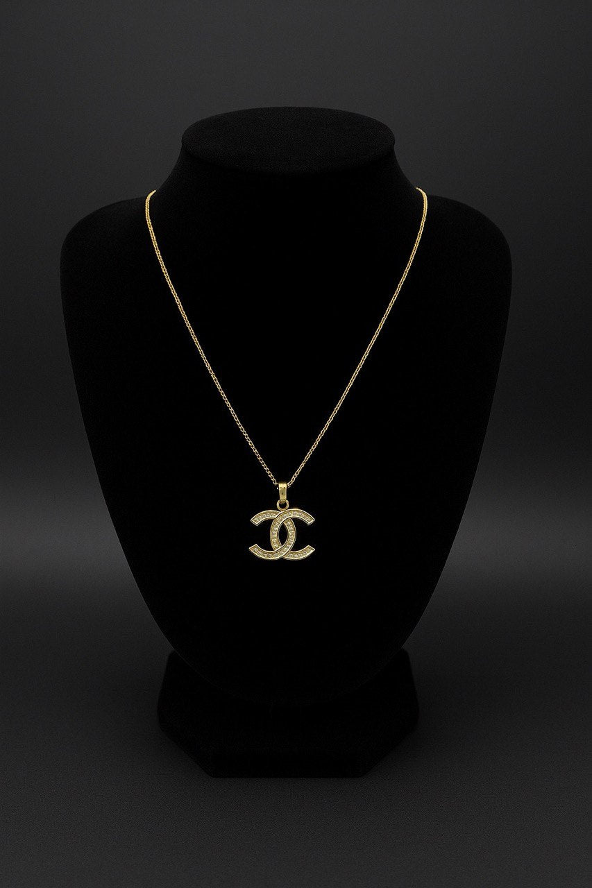 Gold Necklace with Double C Pendant – 16mm