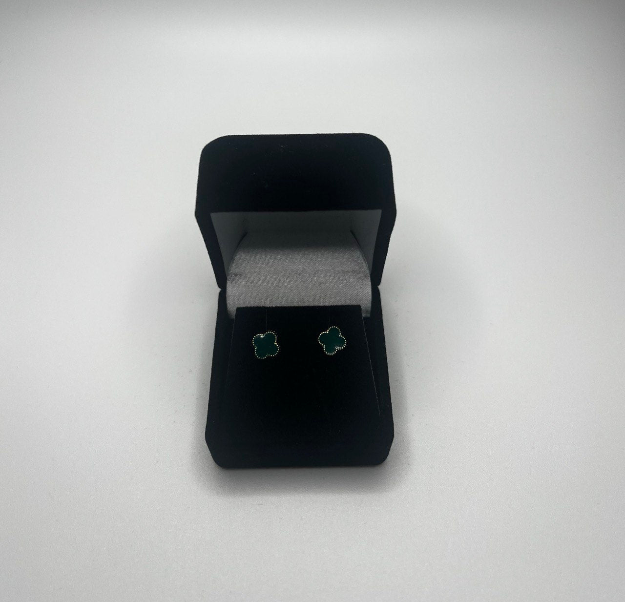 Clover Stud Earrings – Green