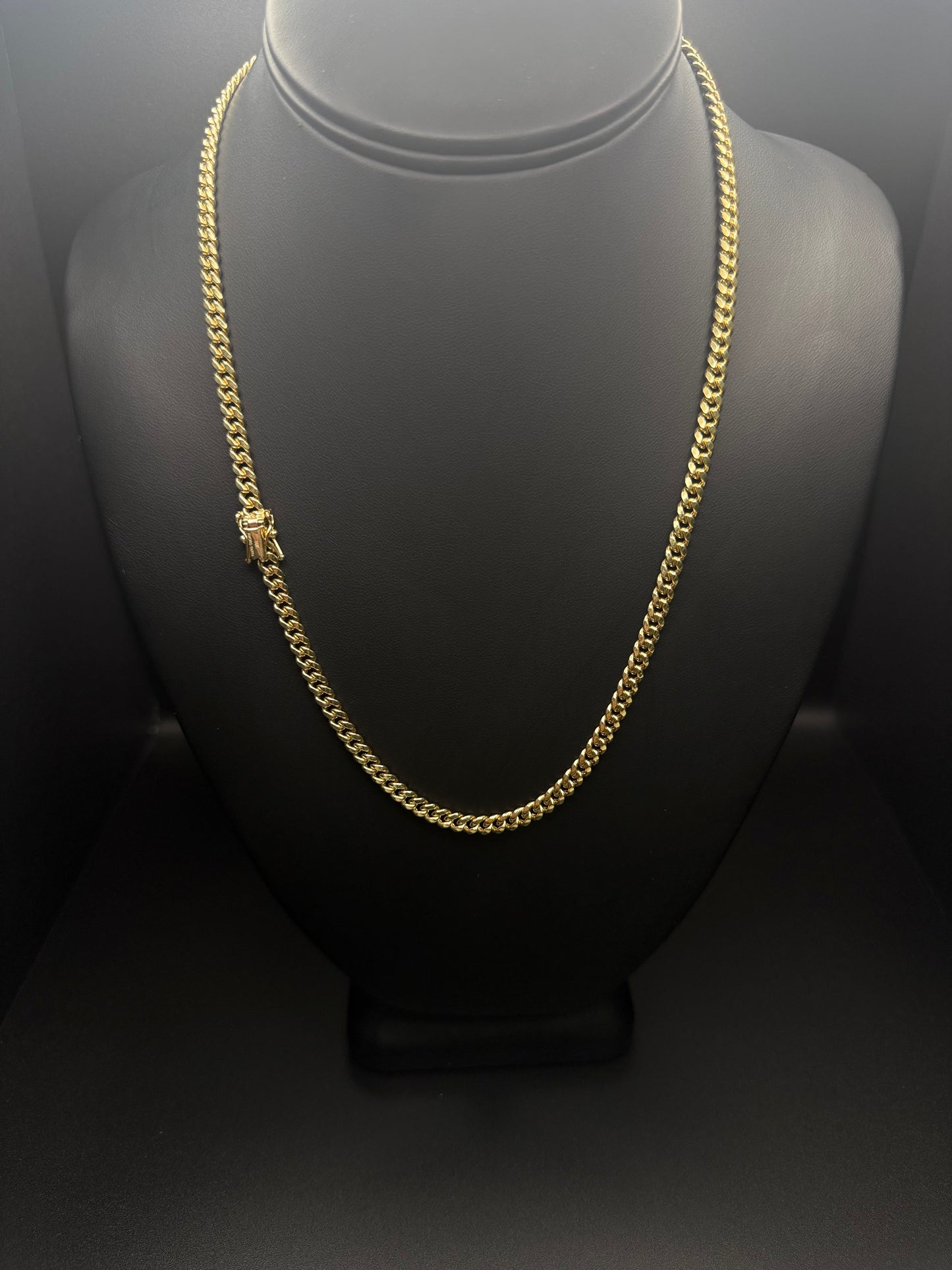 Amoro 10K Cuban Link Chain 4.5mm 20”