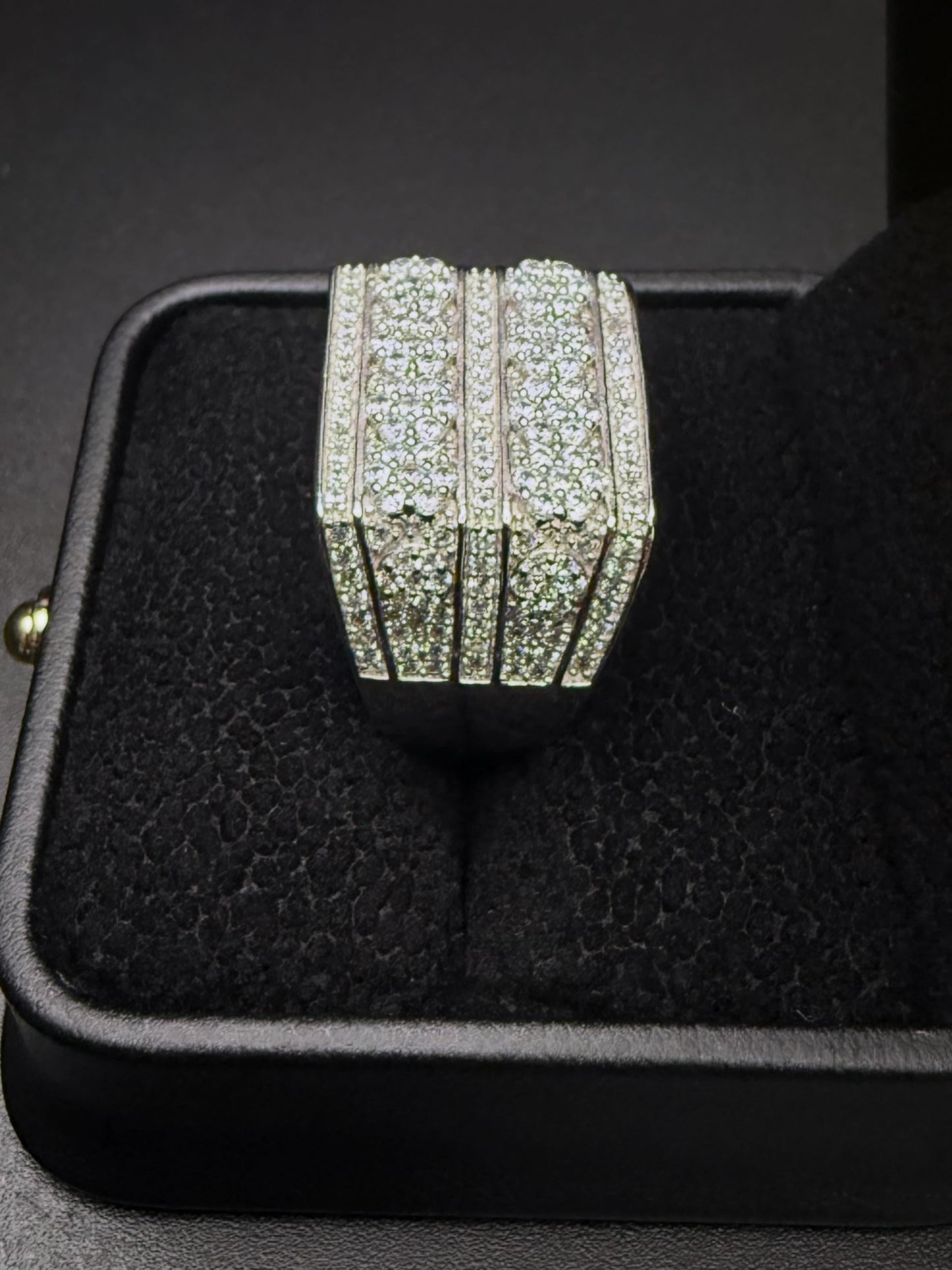 Iced Out Rectangular Ring - 925
Sterling Silver CZ| Size 9