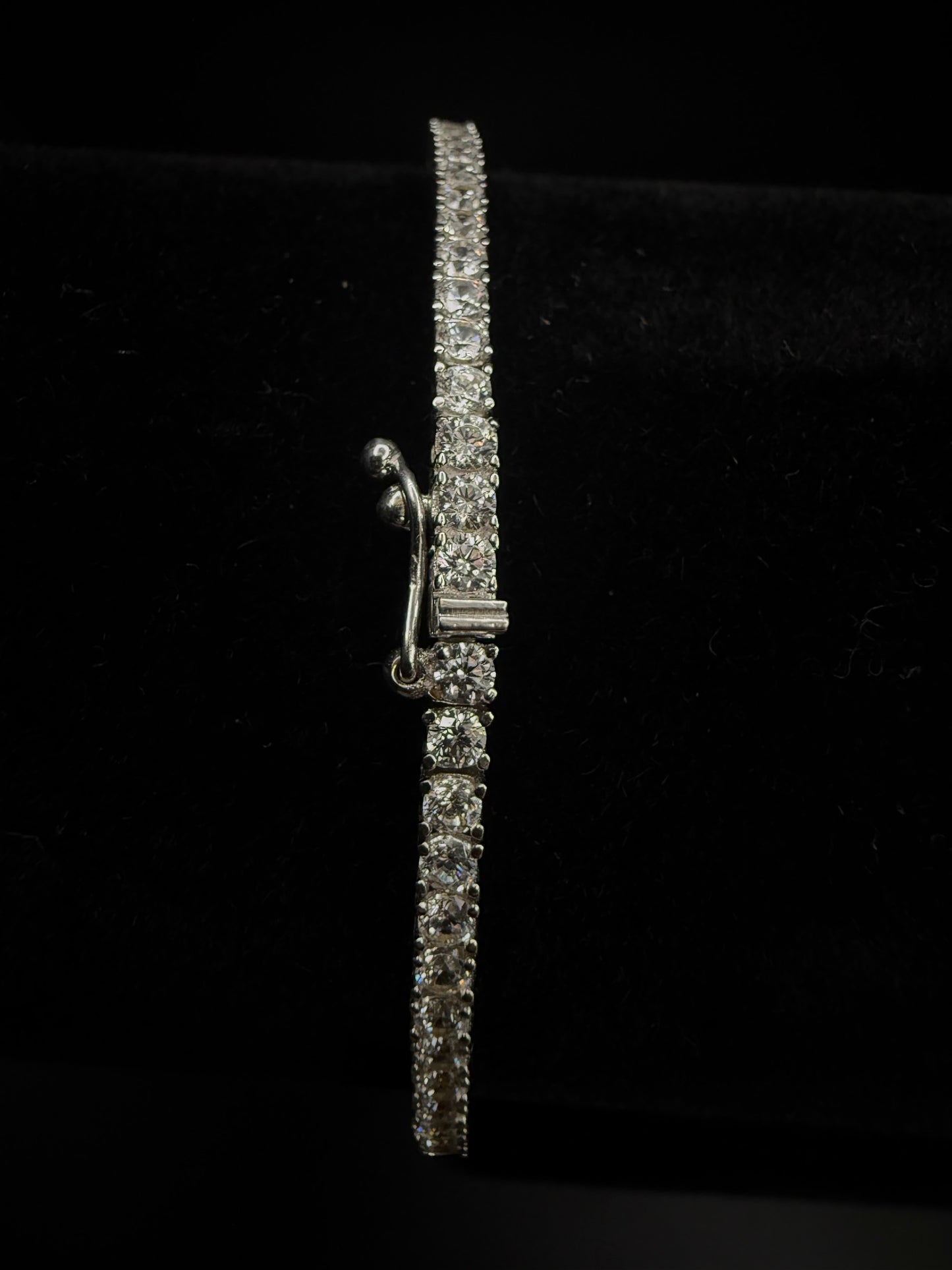 10K White Gold Tennis Bracelet 2.4mm 7" - Iced CZ